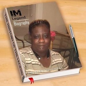 Meet your Posher, Angie